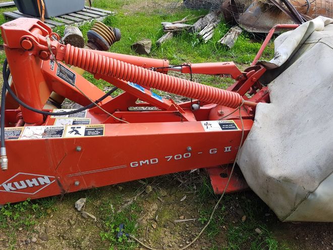 Kuhn GMD700-GII 7 Disc Mower