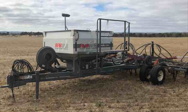 2002 RFM 2300 Air Seeder