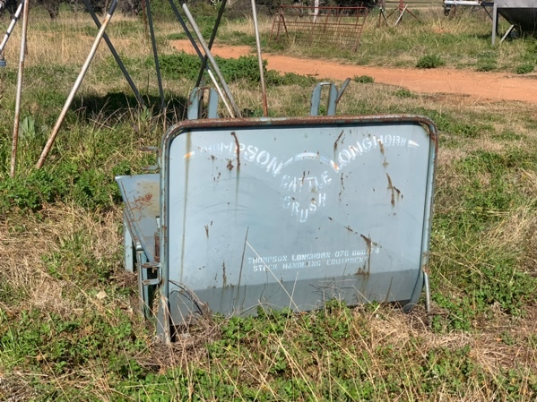 Longhorn Calf Cradle