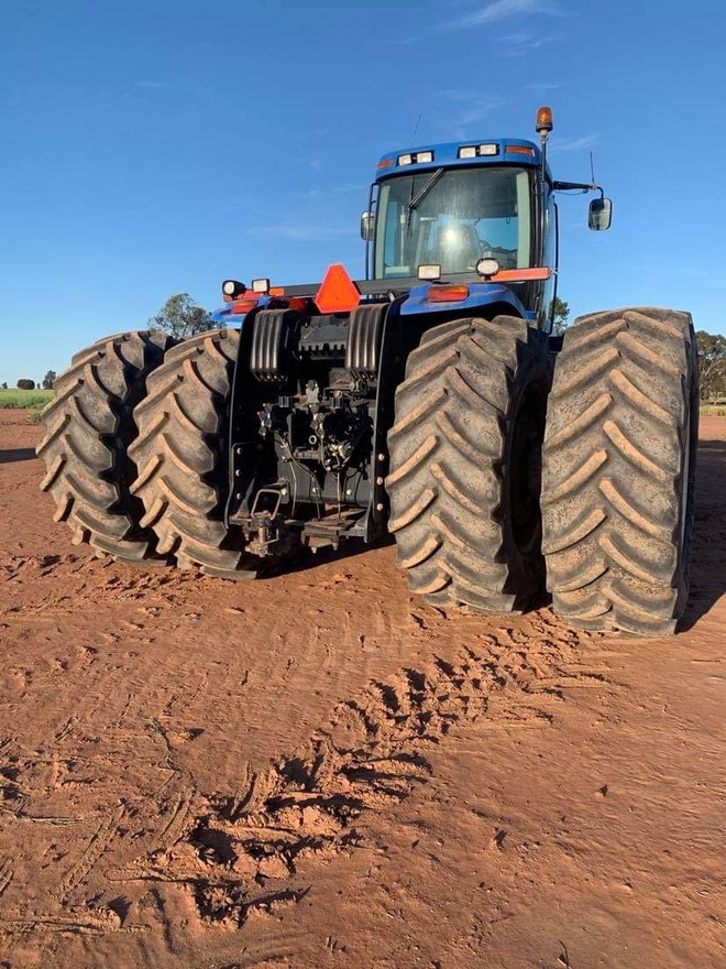 2011 T9040 New Holland HD