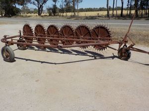  Bamford Hay Rake 6 Wheel 
