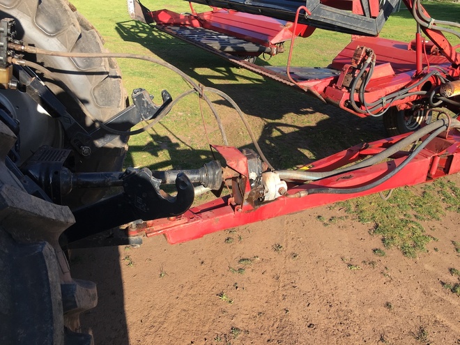 Case IH 21' P.T.O. Windrower