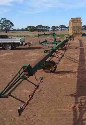 Goldacres 28m Groundglider Boom