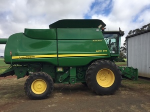 2011 John Deere 9670 