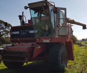 Massey 860 Header Wrecking Only No Engine