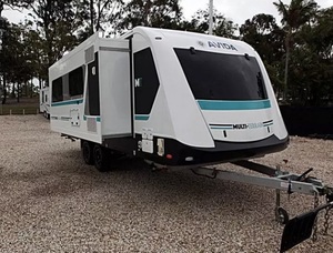 2017 AVIDA TOPAZ MULTI-TERRAIN CARAVAN