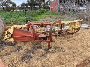 New Holland 57 Hay Rake