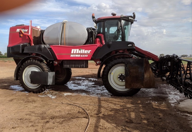 2016 Miller Nitro 36Mtr 5333 SP Sprayer For Sale