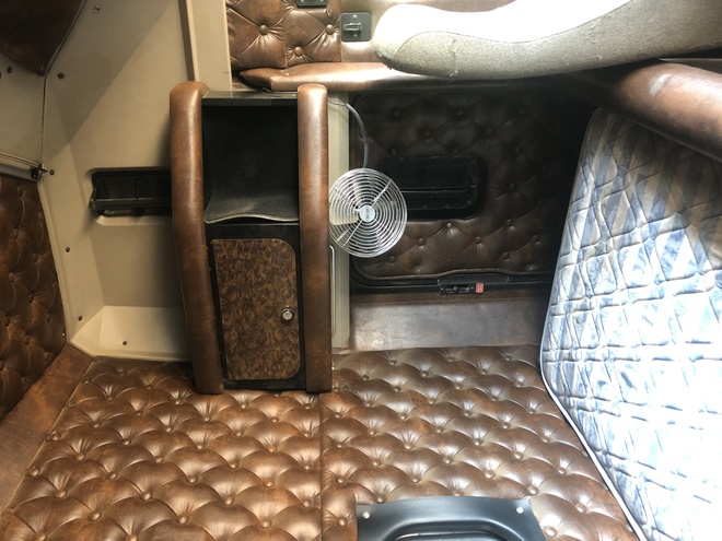 1998 Kenworth K100G Prime Mover