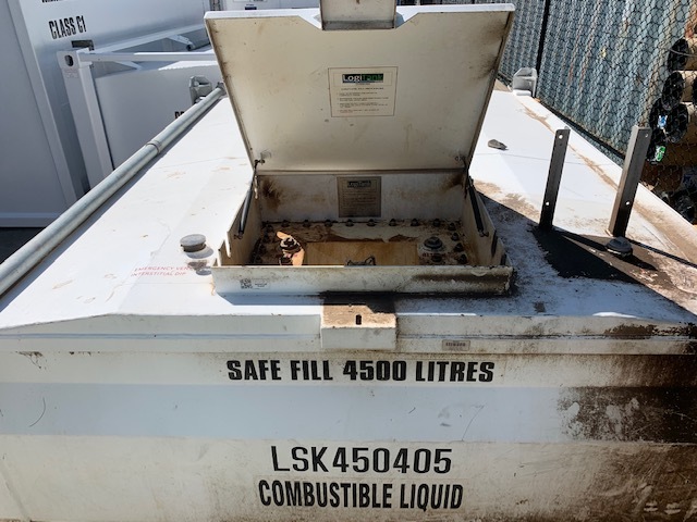 Ex-Rental LTKU4,500L [LTKU450 405] self-bunded diesel storage tank. 