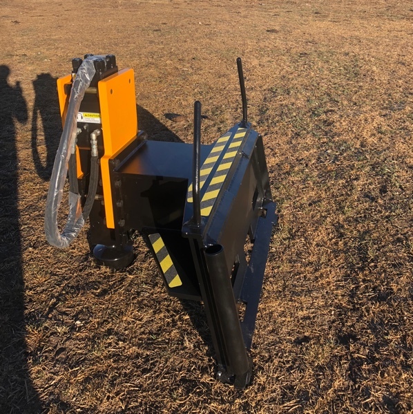 NE 750 Hydraulic Post Driver