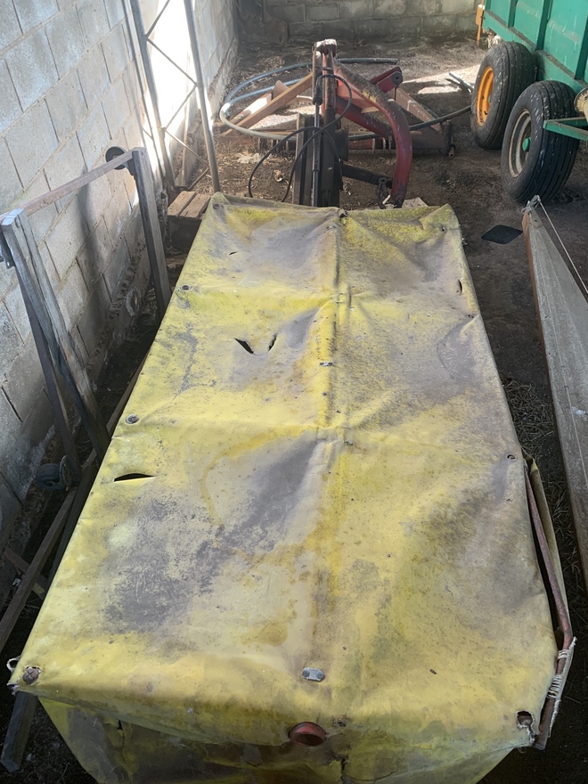 New Holland 462 Disc Mower