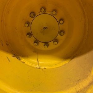 header/ chaser bin tyres ,rims 