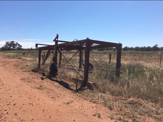Round Bale Loader/Carrier