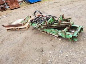 Dalmore Tractor Forklift Mast Attachment