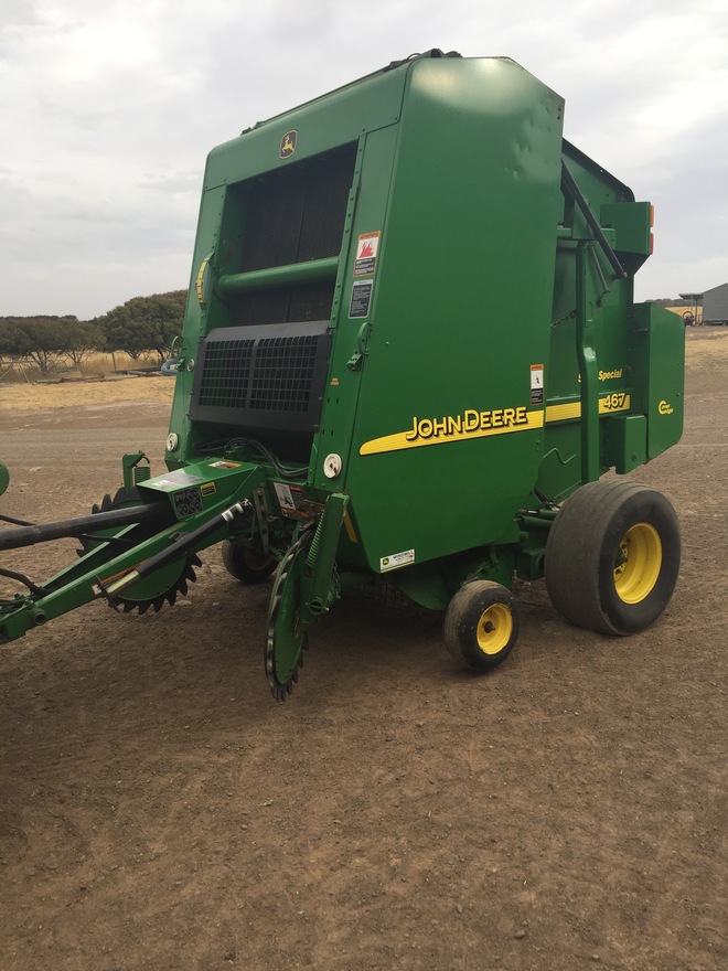 JOHN DEERE 467 silage special round baler
