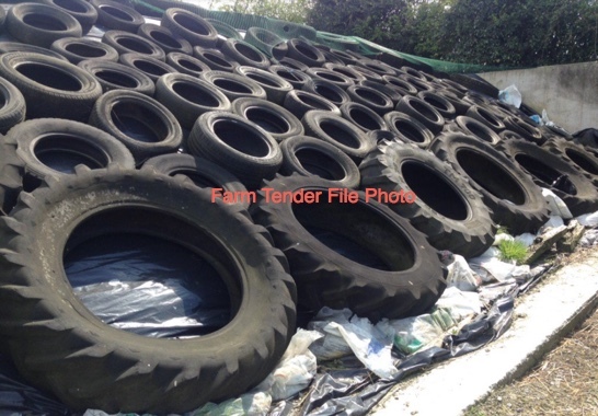 Free tyres for silage stacks