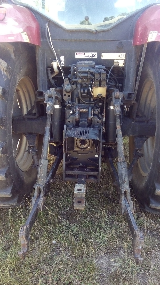 Case MXU 115 and loader 5470 hrs