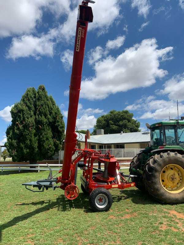 Under Auction (A127) - Mainero 2340 Grain Outloader
