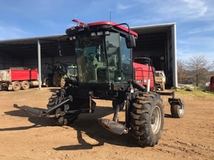 2005 Case WDX1701 Windrower