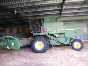 John Deere 7720 Titan 11, with 222 front