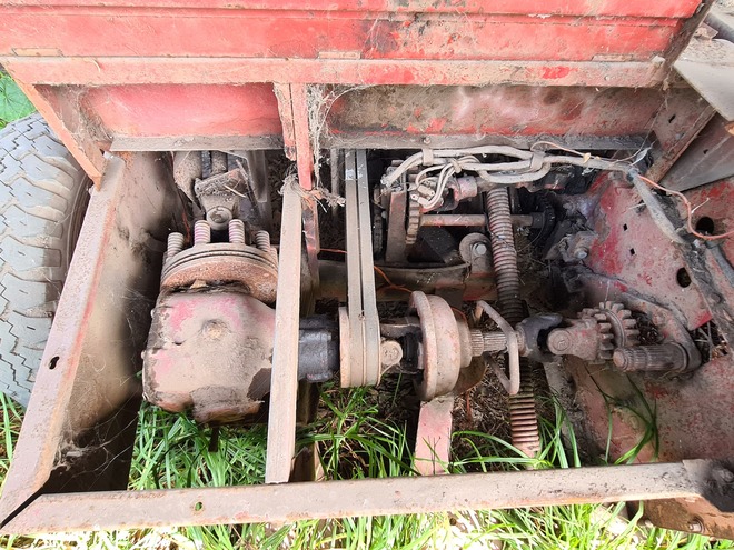 New Holland 718 Forage Harvester