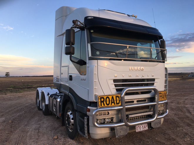 Iveco Stralis 550 Prime Mover with Moore 28 ft Slider Chassis Tipper 