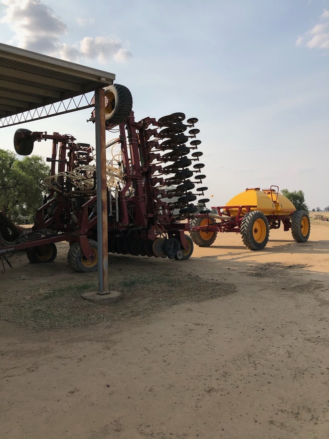 Day Break 32 row disc seeder . 2009