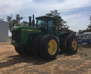John Deere 9200