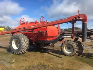 Horward Bagshaw 10000L Tow Behind Airseeder Cart