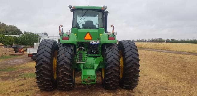 JOHN DEERE 9220