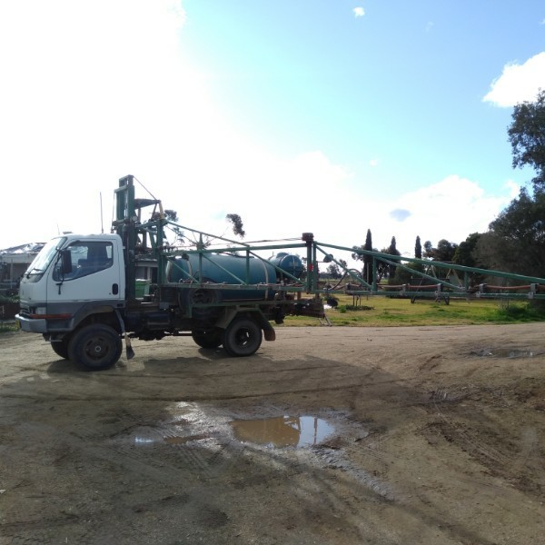 1996 Mitsubishi Canter spray truck