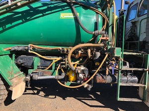 1990 ISUZU FTS 700 4x4 SPRAY TRUCK