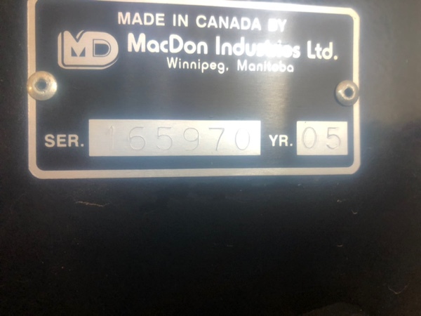 MacDon 3020 Windrower