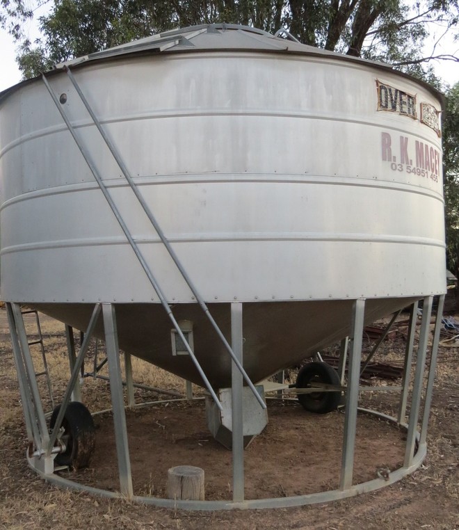 Macey 320 bag Field Bin