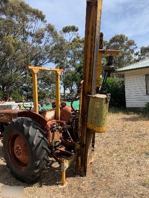Elgra Post Driver