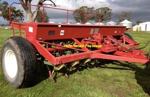 WANTED International 511 24 run Sowing Manual & Chart