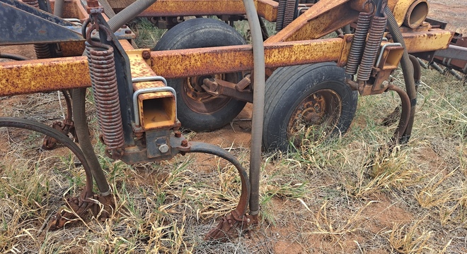 Ezee-On Seeding Bar 40ft