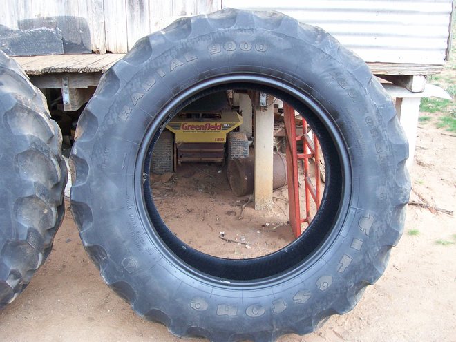 Tractor Tyres.  480/70-R34.  Firestone.  Pair.
