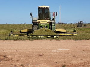 Krone Big M  II  Mower conditioner