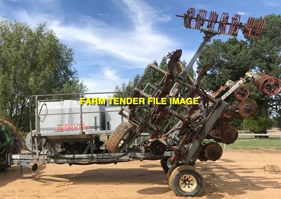 WANTED 25-30ft Bar with Mounted Air Seeder Box