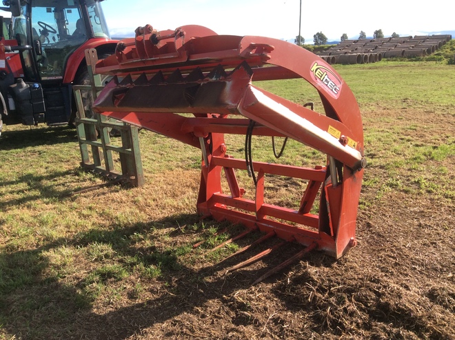 Keltec Silage Bale Slicer and Plastic Grab