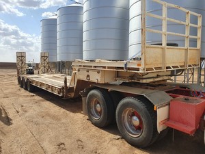 Fruehauf Low Loader/Drop Deck