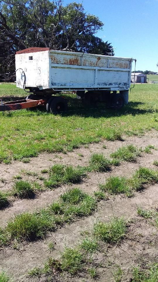 Single Axle tipper Trailer with Farm Dolly