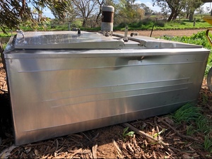 2300L vat and compressor unit