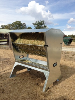Single hay bale & grain feeder for sheep, goats, alpacas