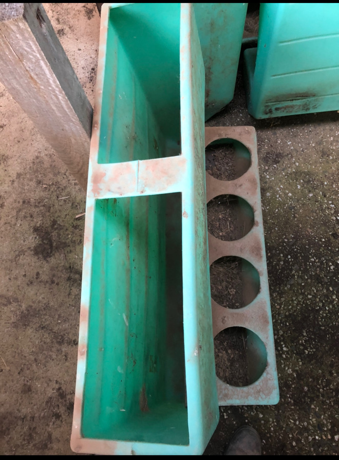 Sheep Feeder