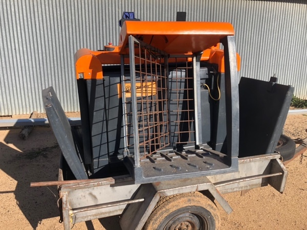 Gallagher 3 way auto drafter with tru test ID 3000 screen VGC