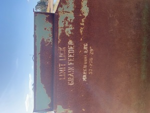 Markwood Engineering 2 Tonne Feeders