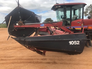  2001 MacDon 9350 Windrower with 2 x Front